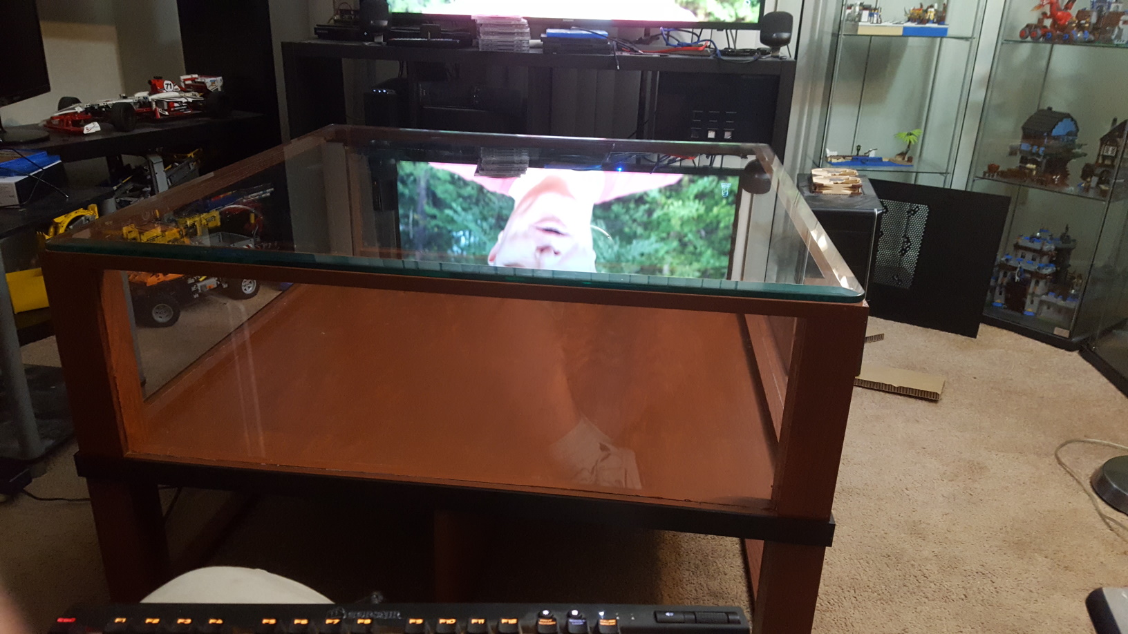 empty table